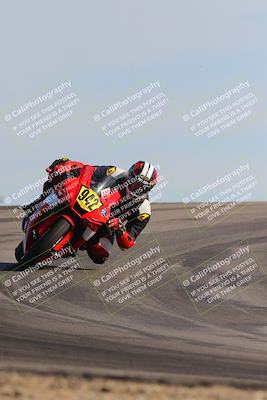 media/Dec-15-2023-Apex Assassins (Fri) [[91f19fb1c7]]/Trackday 1/Session 4 (Turn 12)/